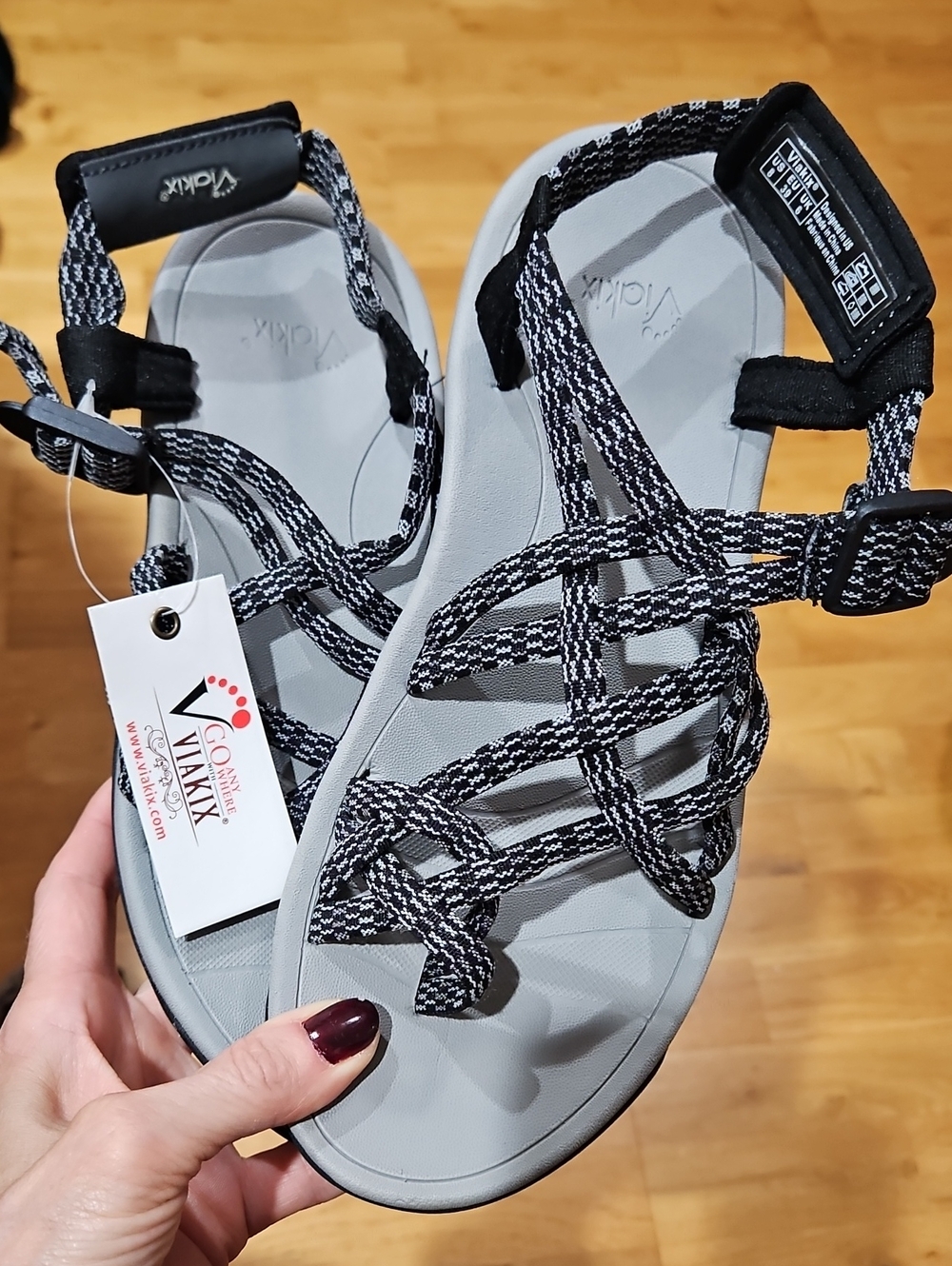 VIAKIX Women's Gray Strappy Outdoor Sandals
